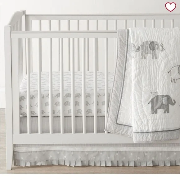 Pottery barn Taylor crib bedding - Main Image